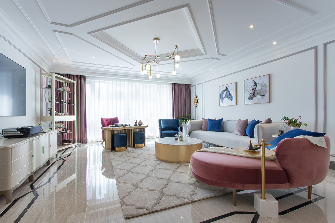 中策软装实景客厅灯照片